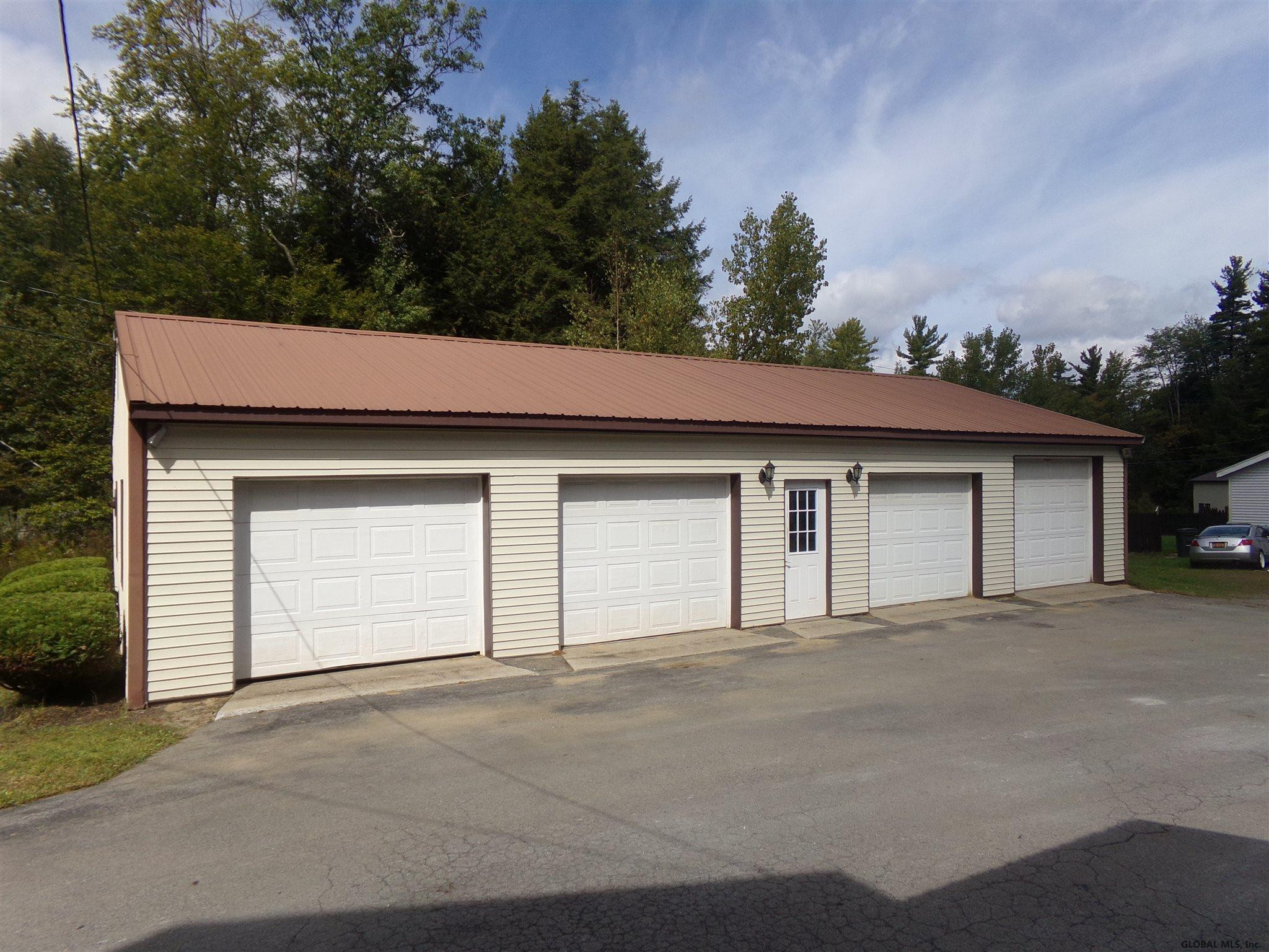 275 Smith Road Perth, NY 12010 - Photo 5 of 61 Photo 5