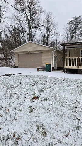 $1,695 | 2930 East Hardies Road, Gibsonia, PA 15044