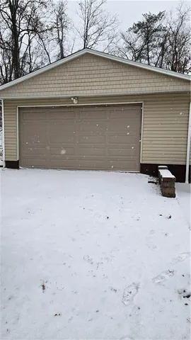 $1,695 | 2930 East Hardies Road, Gibsonia, PA 15044