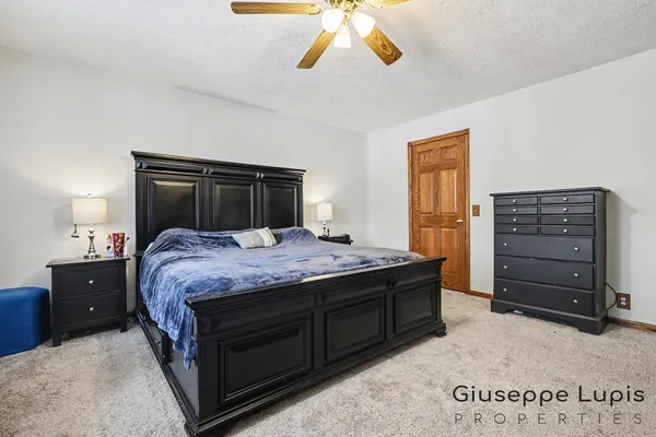 $599,900 | 10999 Sandy Oak Trail, Cedar Springs, MI 49319