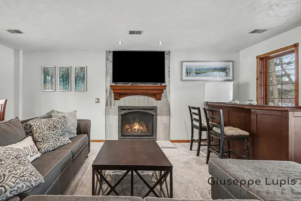 $599,900 | 10999 Sandy Oak Trail, Cedar Springs, MI 49319