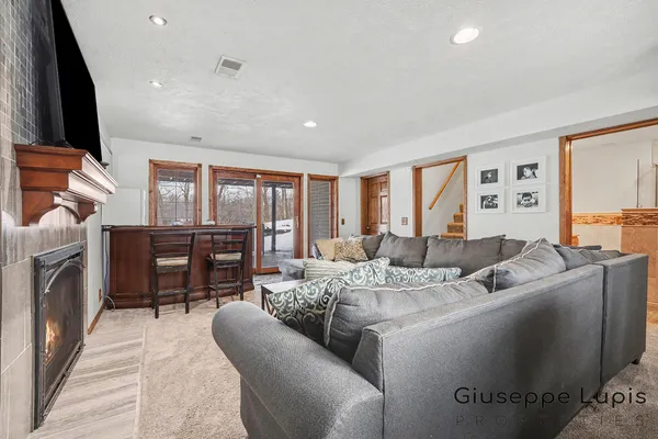 $599,900 | 10999 Sandy Oak Trail, Cedar Springs, MI 49319