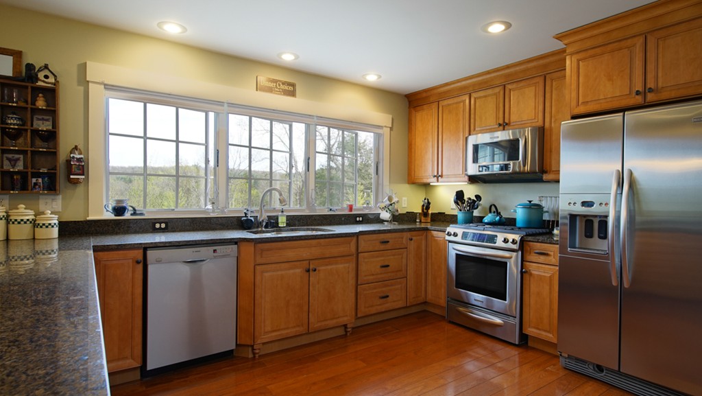 31 Hoe Shop Road Gill, MA 01354 - Photo 3 of 20 Gallery Image 3