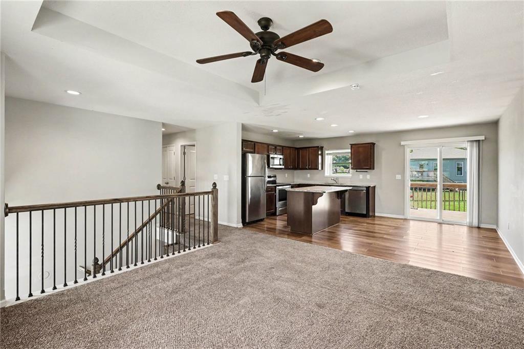 21710 North Ridge Peculiar, MO 64078 - Photo 4 of 18