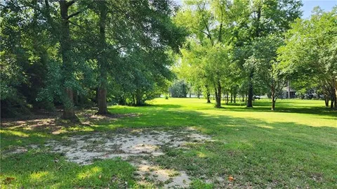 $849,000 | A Deloaks Road, Madisonville, LA 70447
