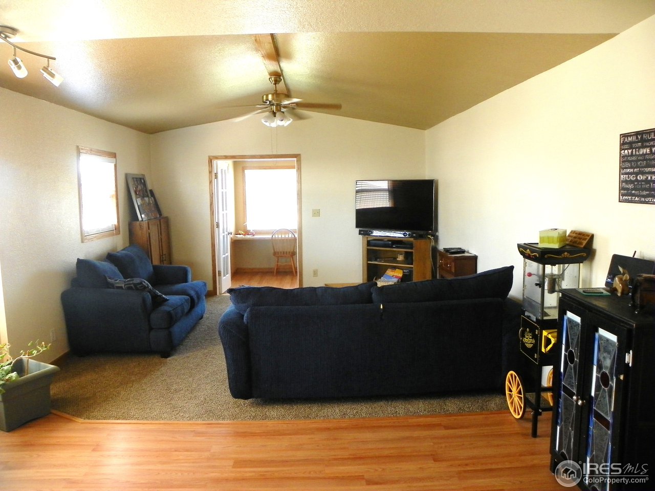 520 Right Of Way Road Sterling, CO 80751 - Photo 3 of 17 LIVING ROOM