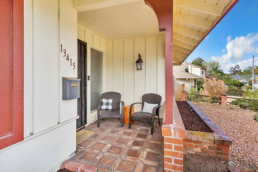 13415 Pequot Drive Poway, CA 92064 - Photo 8 of 63 a outdoor space with lots of white furniture