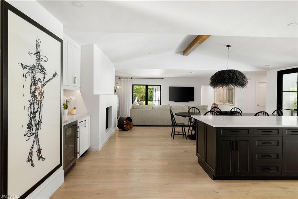 6818 Trail Boulevard Naples, FL 34108 - Photo 14 of 49