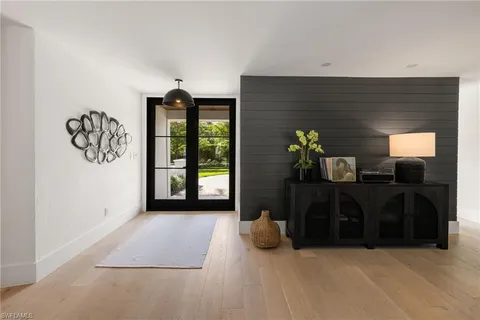 a view of livingroom with furniture and window