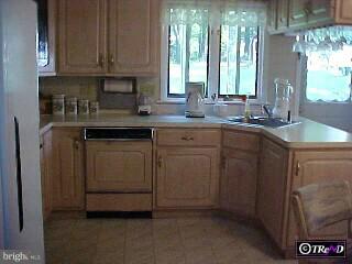 215 Foxcroft Road Broomall, PA 19008 - Photo 6 of 6 Gallery Image 6