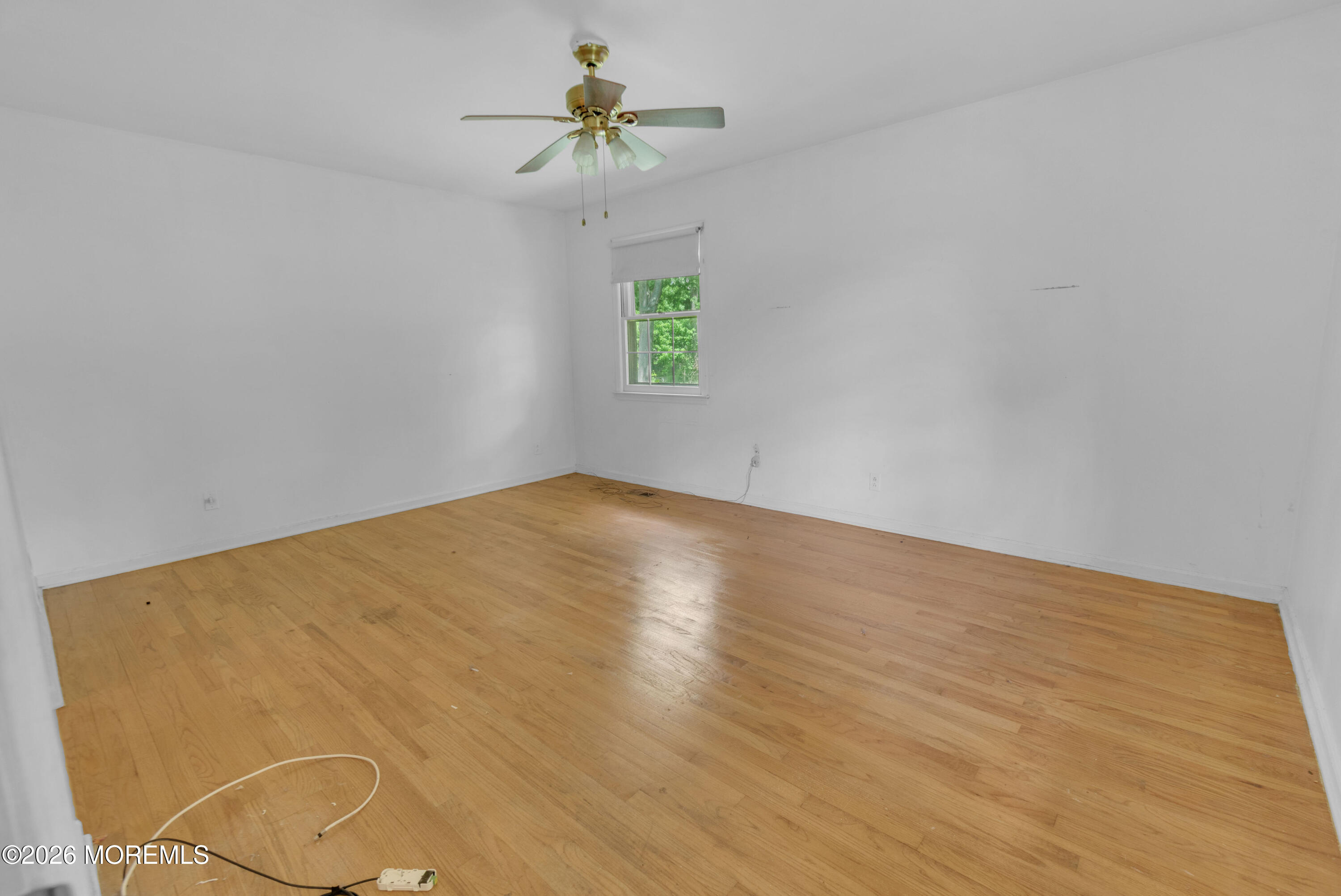 18 Foley Avenue Edison, NJ 08820 - Photo 7 of 34 photos(43of151)