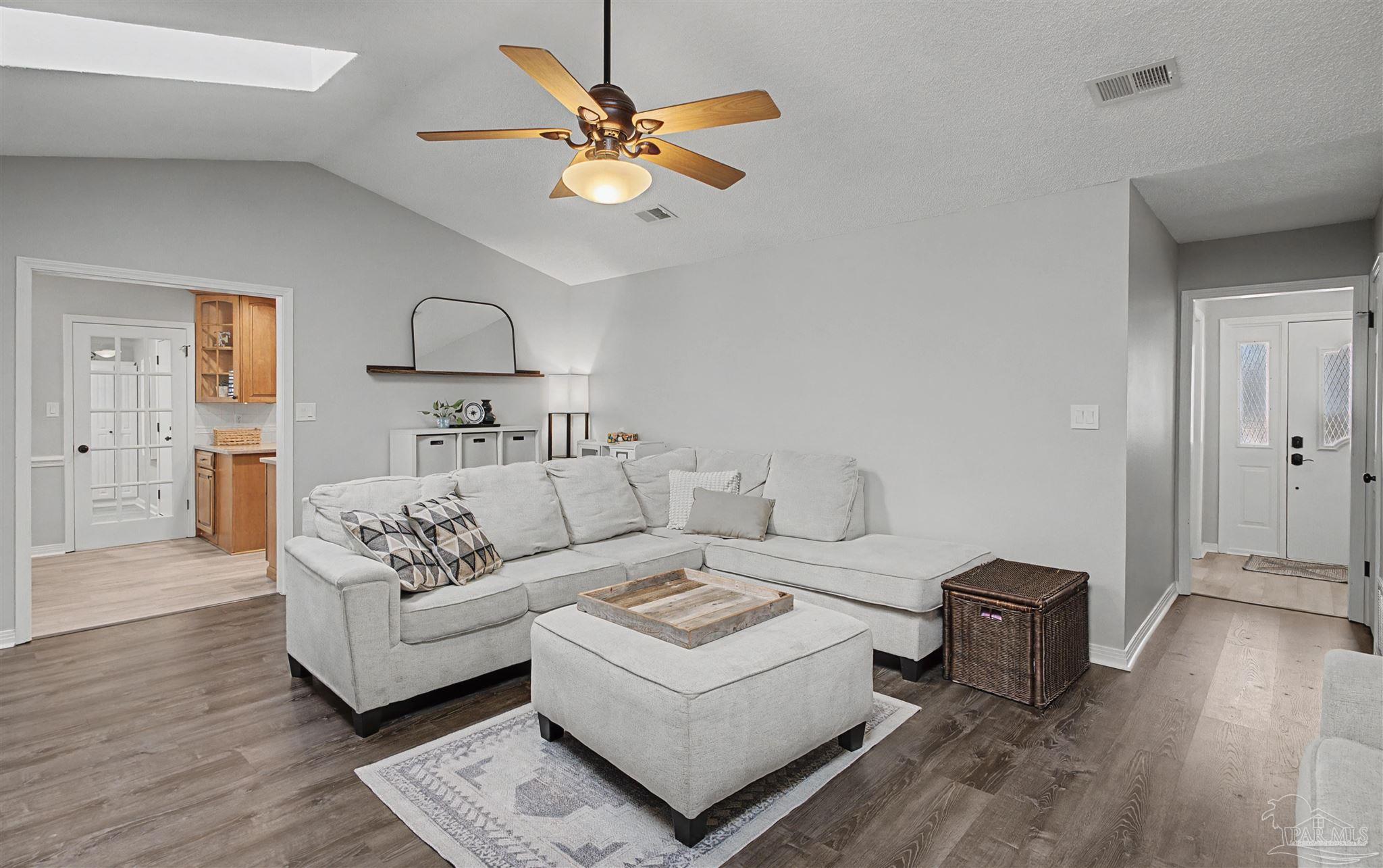 5121 Rowe Trail Pace, FL 32571 - Photo 5 of 31