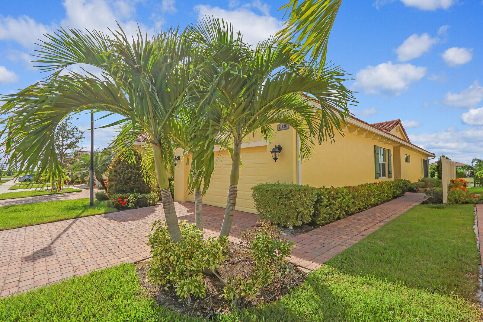 21026 Southwest Modena Way Port St. Lucie, FL 34986 - Photo 2 of 57 02_image_2_mls