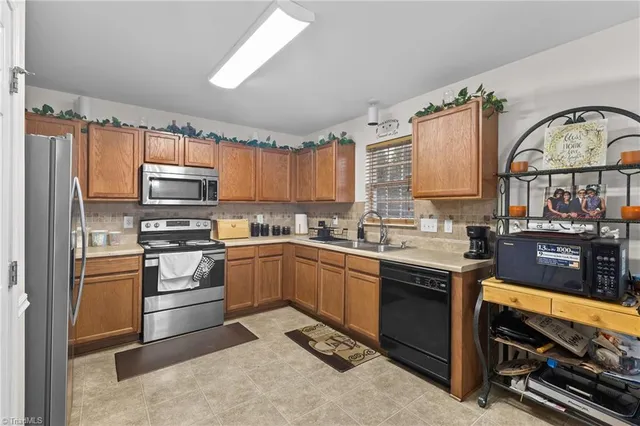 $320,000 | 629 Brassfield Drive, Burlington, NC 27217