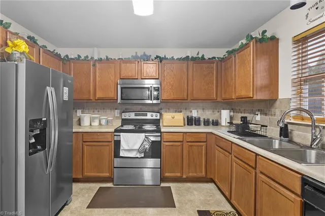 $320,000 | 629 Brassfield Drive, Burlington, NC 27217