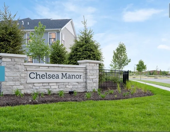 $2,950 | 4273 Chelsea Mnr Circle, Aurora, IL 60504