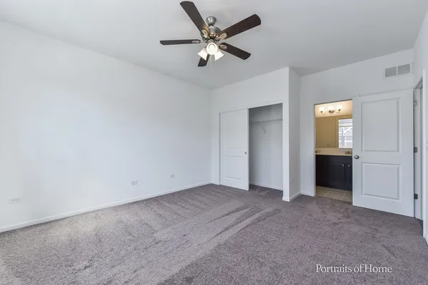 $2,950 | 4273 Chelsea Mnr Circle, Aurora, IL 60504