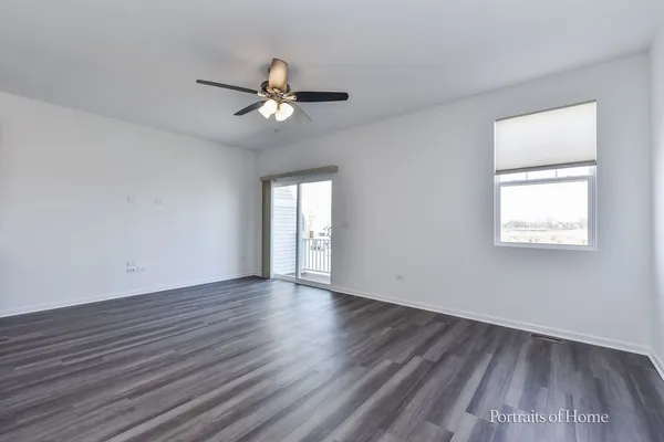 $2,950 | 4273 Chelsea Mnr Circle, Aurora, IL 60504