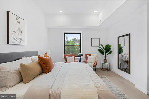 $2,400 | 3211 Cedar Street, Unit 202, Philadelphia, PA 19134