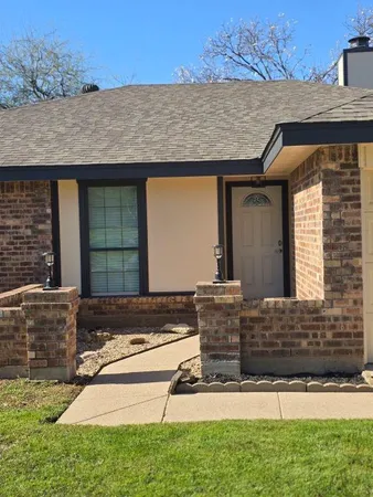 $269,900 | 6412 Canyon Circle, Fort Worth, TX 76133