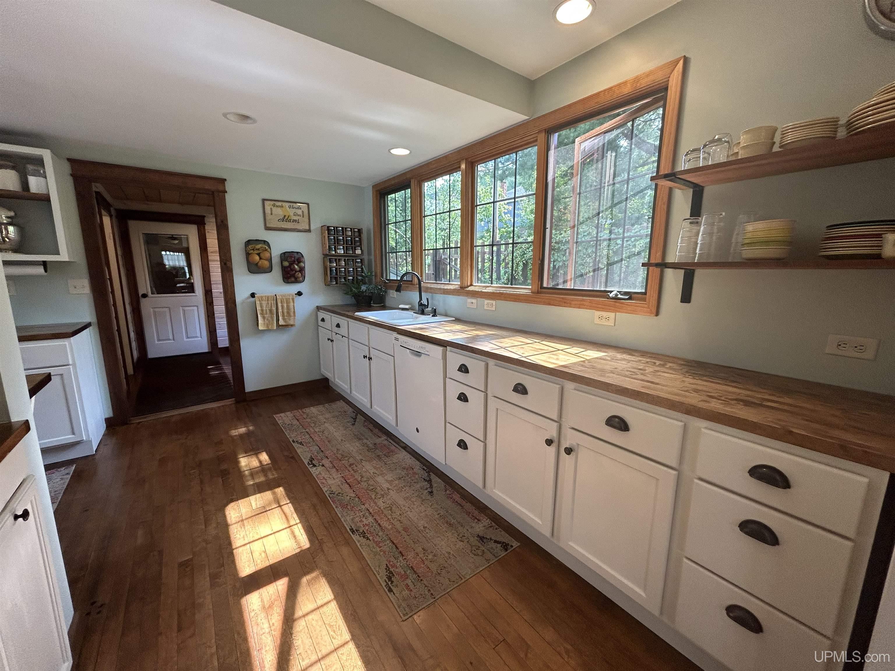 168 Davis Street Ishpeming, MI 49849 - Photo 13 of 44 Gallery Image 13