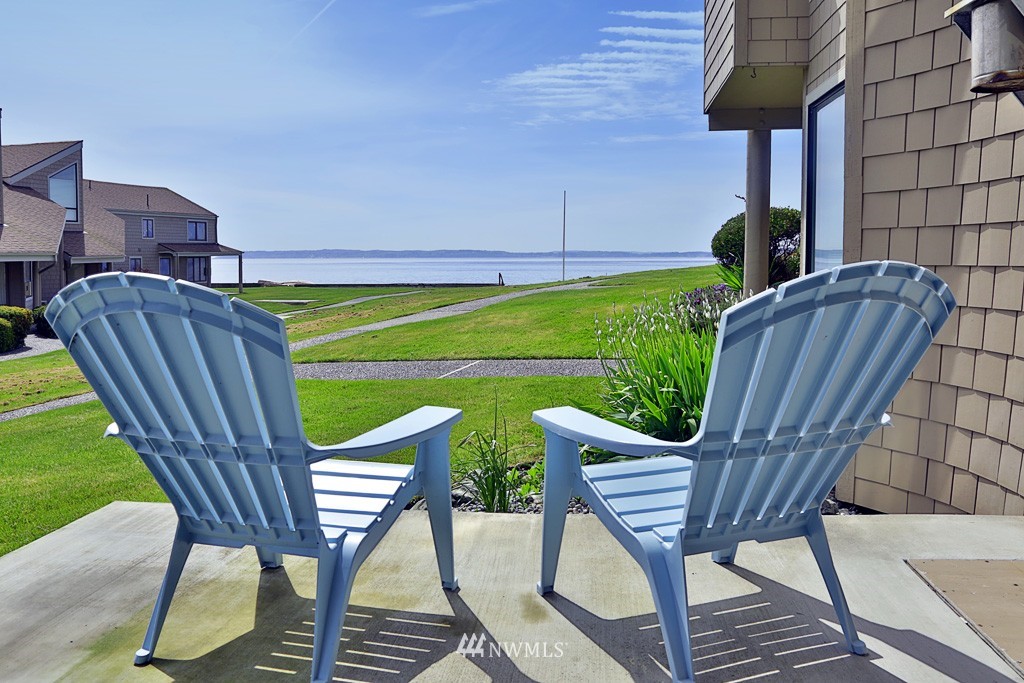 816 Old Beach Road, Unit 101 Freeland, WA 98249 - Photo 2 of 25 Gallery Image 2