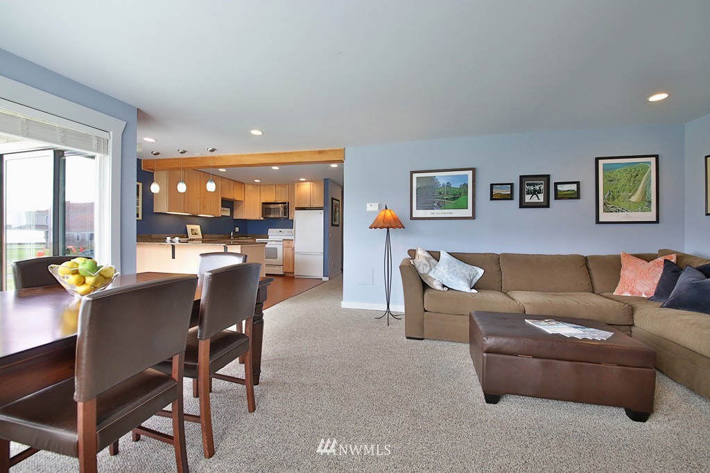816 Old Beach Road, Unit 101 Freeland, WA 98249 - Photo 16 of 25 Gallery Image 16