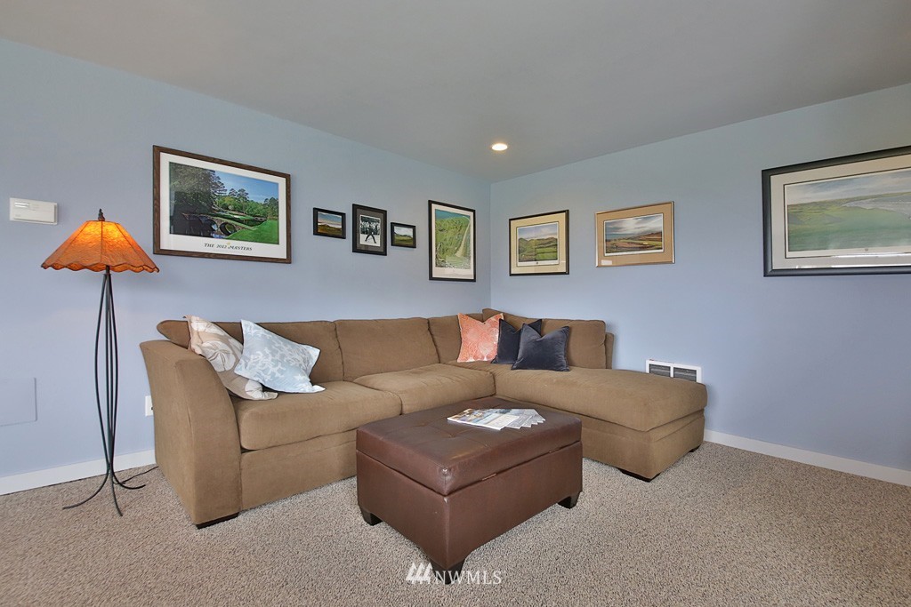 816 Old Beach Road, Unit 101 Freeland, WA 98249 - Photo 17 of 25 Gallery Image 17