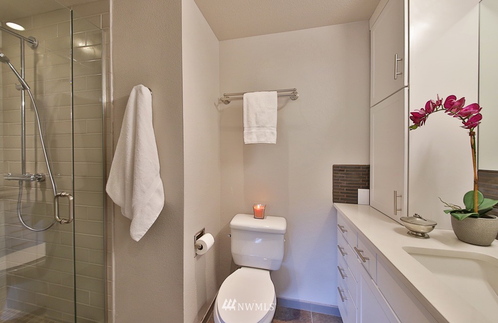 816 Old Beach Road, Unit 101 Freeland, WA 98249 - Photo 22 of 25 Gallery Image 22