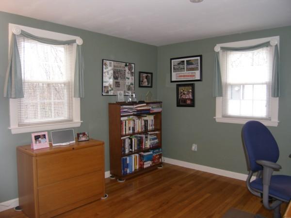93 Hilldale Road Ashland, MA 01721 - Photo 12 of 30 Gallery Image 12