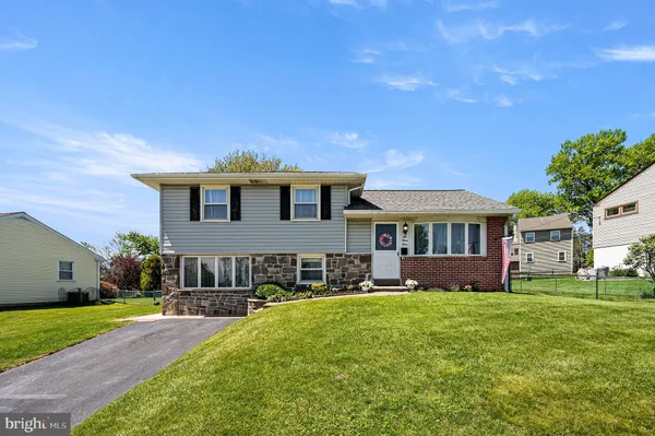 $500,000 | 234 Talbot Drive, Broomall, PA 19008