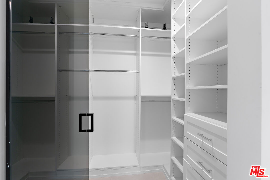 201 South Bedford Drive Beverly Hills, CA 90212 - Photo 24 of 37 a view of walk in closet