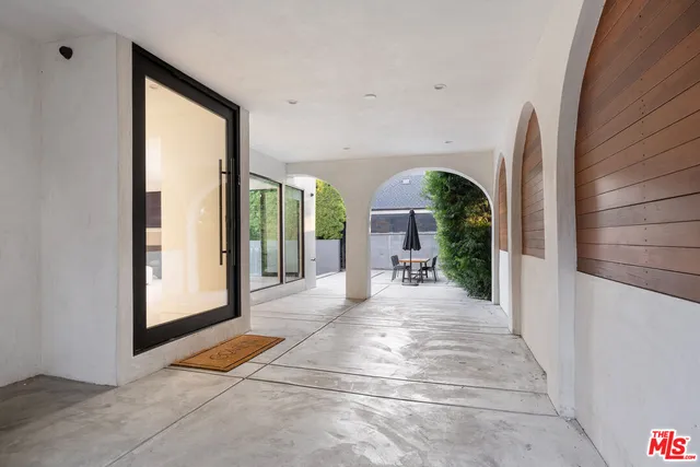 $24,999 | 201 South Bedford Drive, Beverly Hills, CA 90212