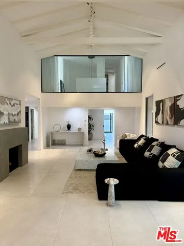 $24,999 | 201 South Bedford Drive, Beverly Hills, CA 90212