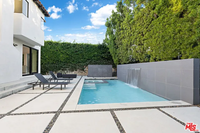 $24,999 | 201 South Bedford Drive, Beverly Hills, CA 90212