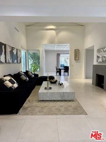 $24,999 | 201 South Bedford Drive, Beverly Hills, CA 90212