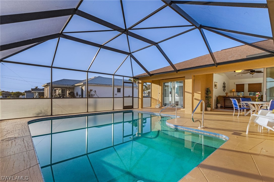 8312 Tahiti Road Fort Myers, FL 33967 - Photo 3 of 26 Gallery Image 3