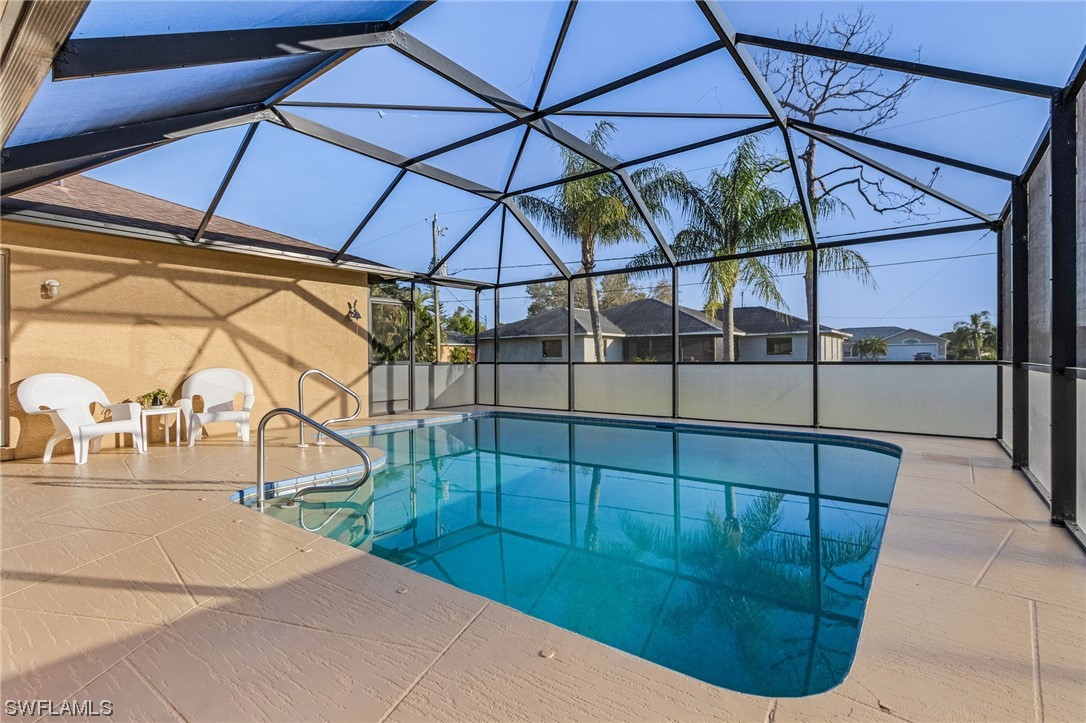 8312 Tahiti Road Fort Myers, FL 33967 - Photo 5 of 26 Gallery Image 5
