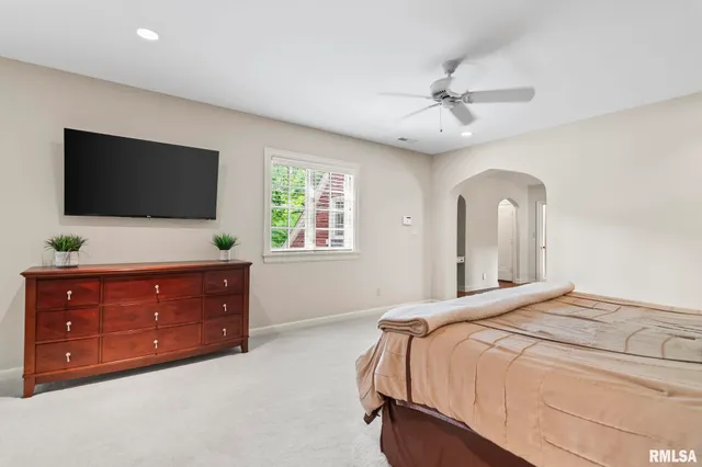 $1,000,000 | 1050 Williams Boulevard, Springfield, IL 62704