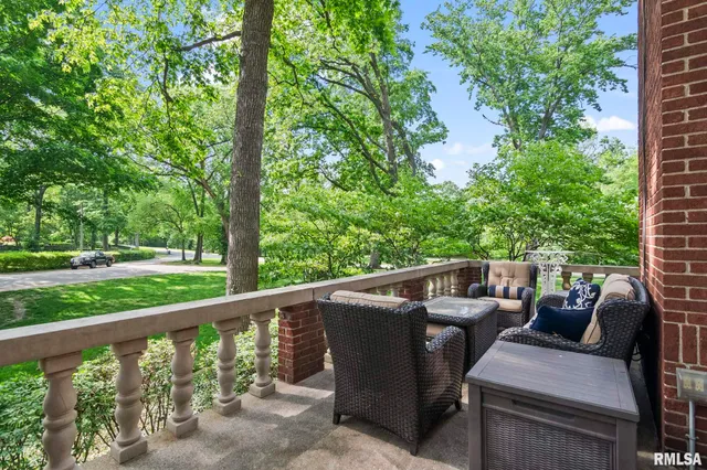 $1,000,000 | 1050 Williams Boulevard, Springfield, IL 62704