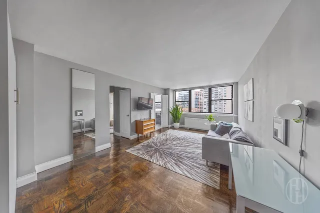 $3,200 | 225 East 36th Street, Unit 14M | Murray Hill