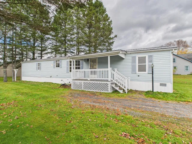 $69,900 | 13 Highway 145, Colebrook, NH 03576