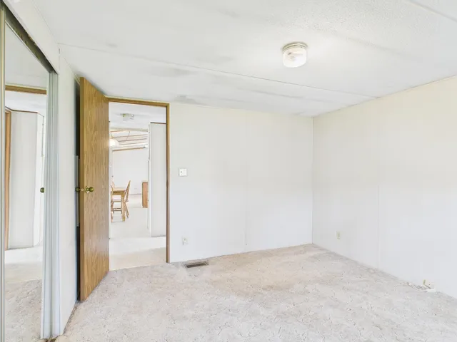 $69,900 | 13 Highway 145, Colebrook, NH 03576