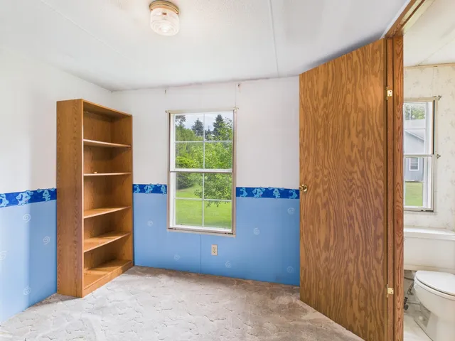 $69,900 | 13 Highway 145, Colebrook, NH 03576