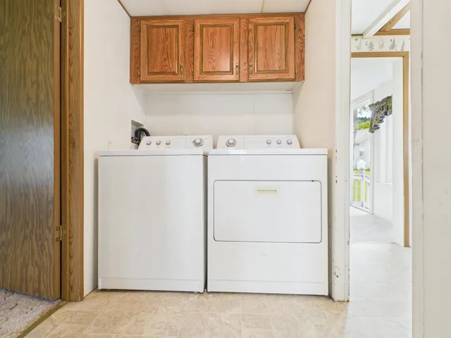 $69,900 | 13 Highway 145, Colebrook, NH 03576