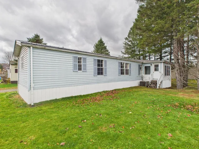 $69,900 | 13 Highway 145, Colebrook, NH 03576