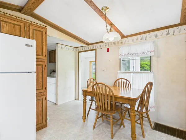 $64,900 | 13 Highway 145, Colebrook, NH 03576