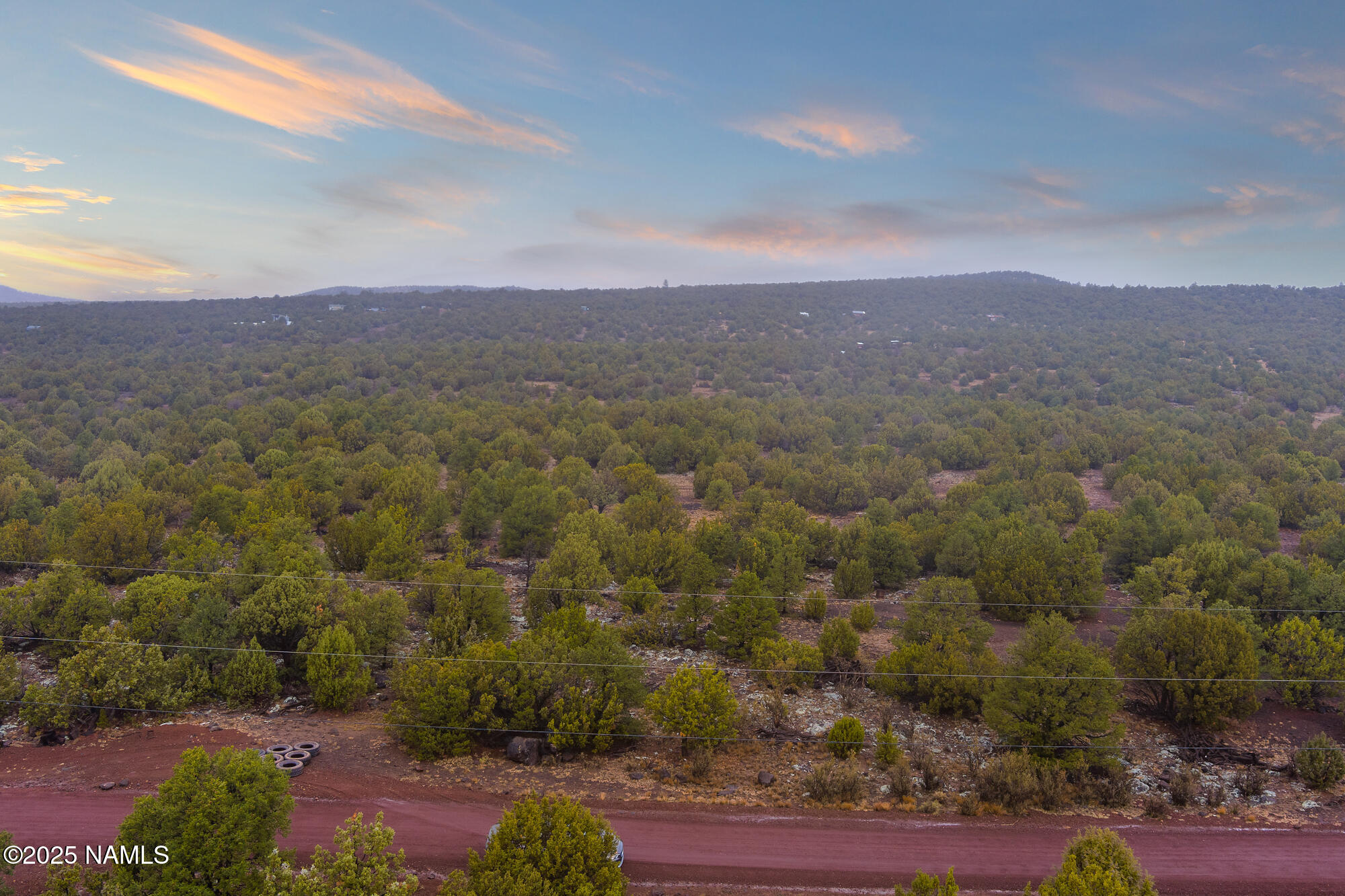 2409 East New Moon Way Williams, AZ 86046 - Photo 15 of 33 a view of a city with mountain