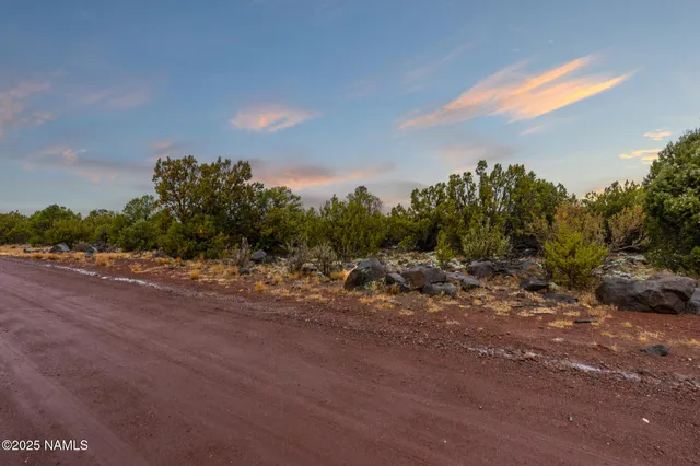 $215,000 | 2409 East New Moon Way, Williams, AZ 86046