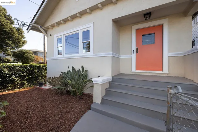 $545,000 | 1641 East 20th Street, Oakland, CA 94606